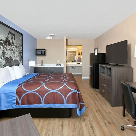 فندق Super 8 By Wyndham Victoria - South - Hwy 59 المظهر الخارجي الصورة